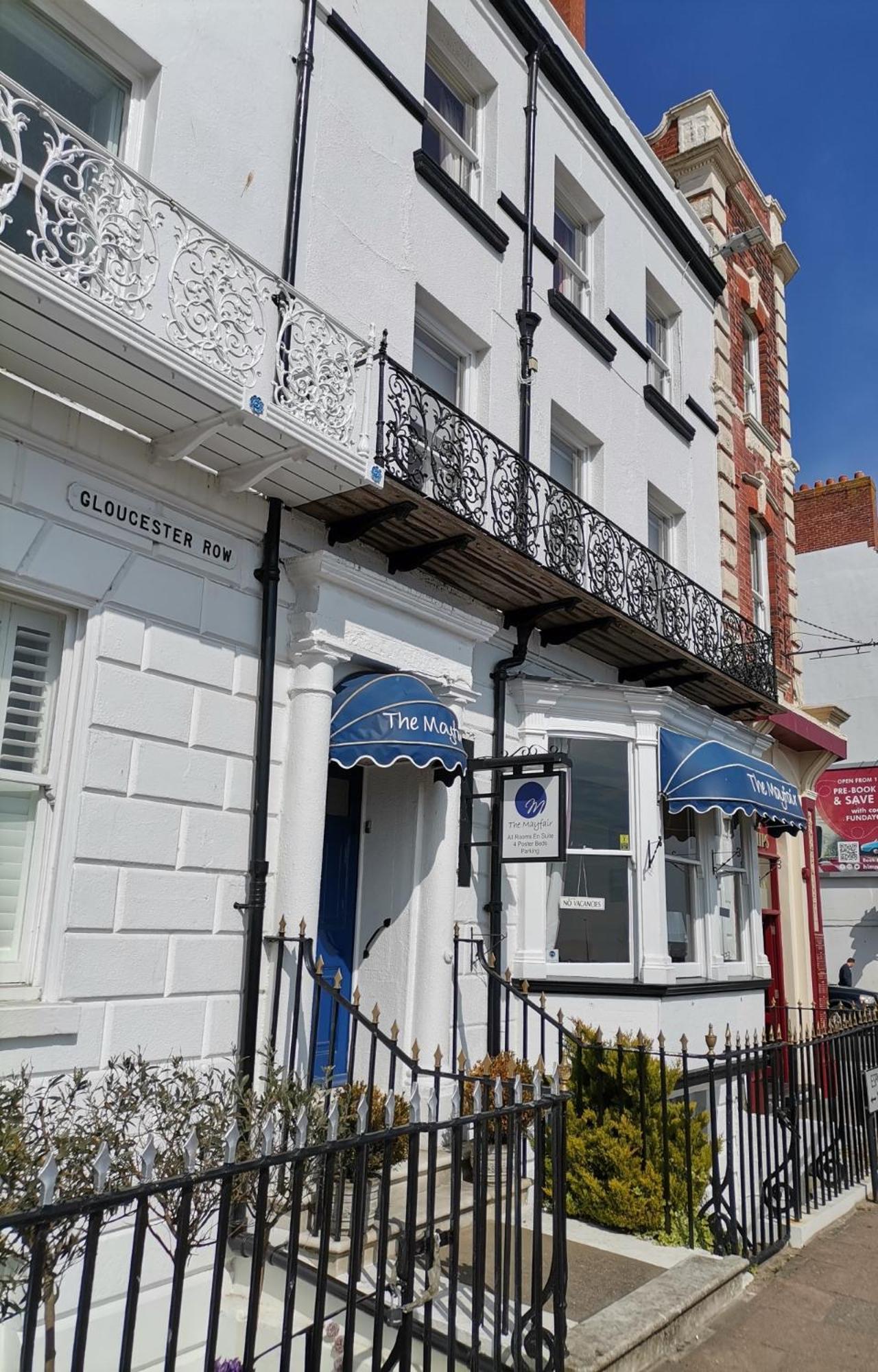 The Mayfair Уеймут Екстериор снимка
