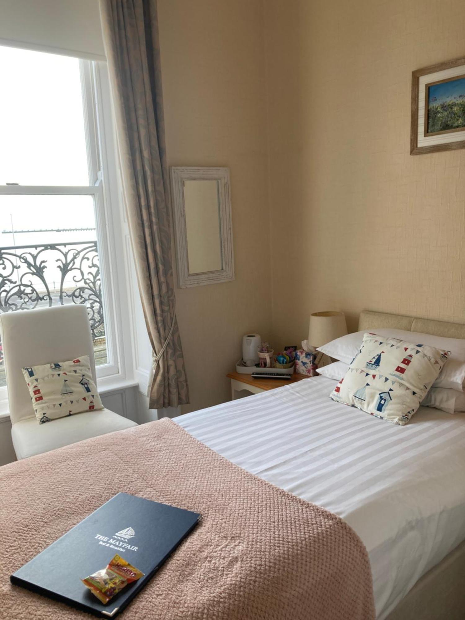 The Mayfair Уеймут Екстериор снимка